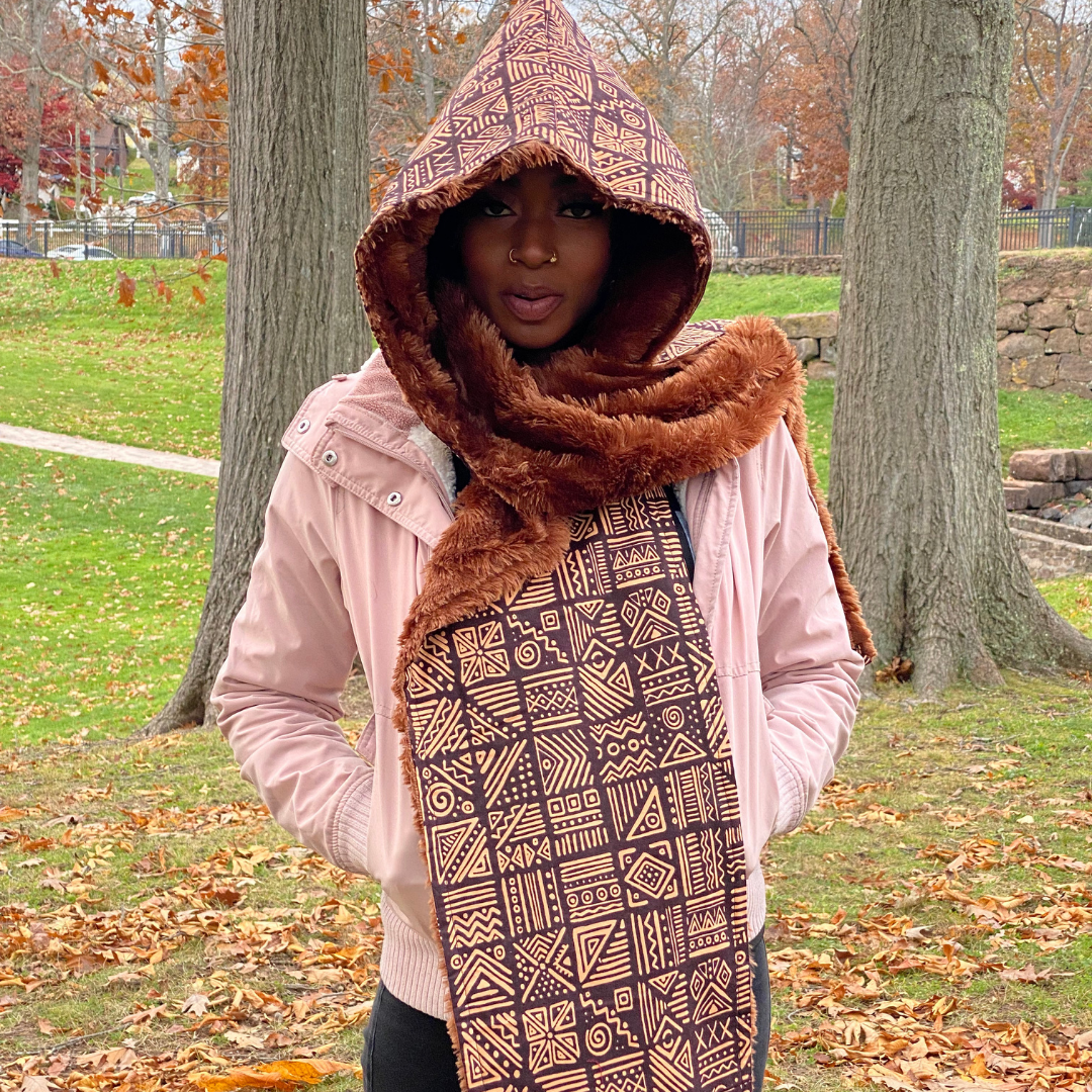 Hooded Scarf Titi fashionable, comfy and cozy in cold weather.