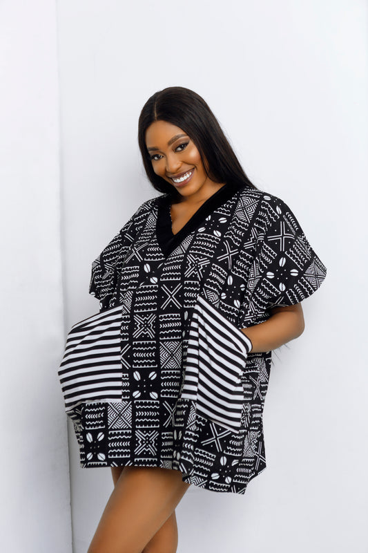 ASAKE AFRICAN PRINT BLACK AND WHITE DANSHIKI TOP