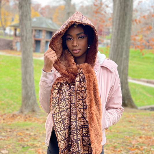 Hooded Scarf Titi fashionable, comfy and cozy in cold weather.